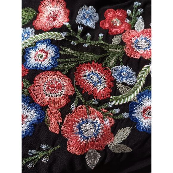 Artsy INC Off Shoulder Top Blouse S Floral Embroidered Flare Whimsigoth Coquette - Picture 7 of 10